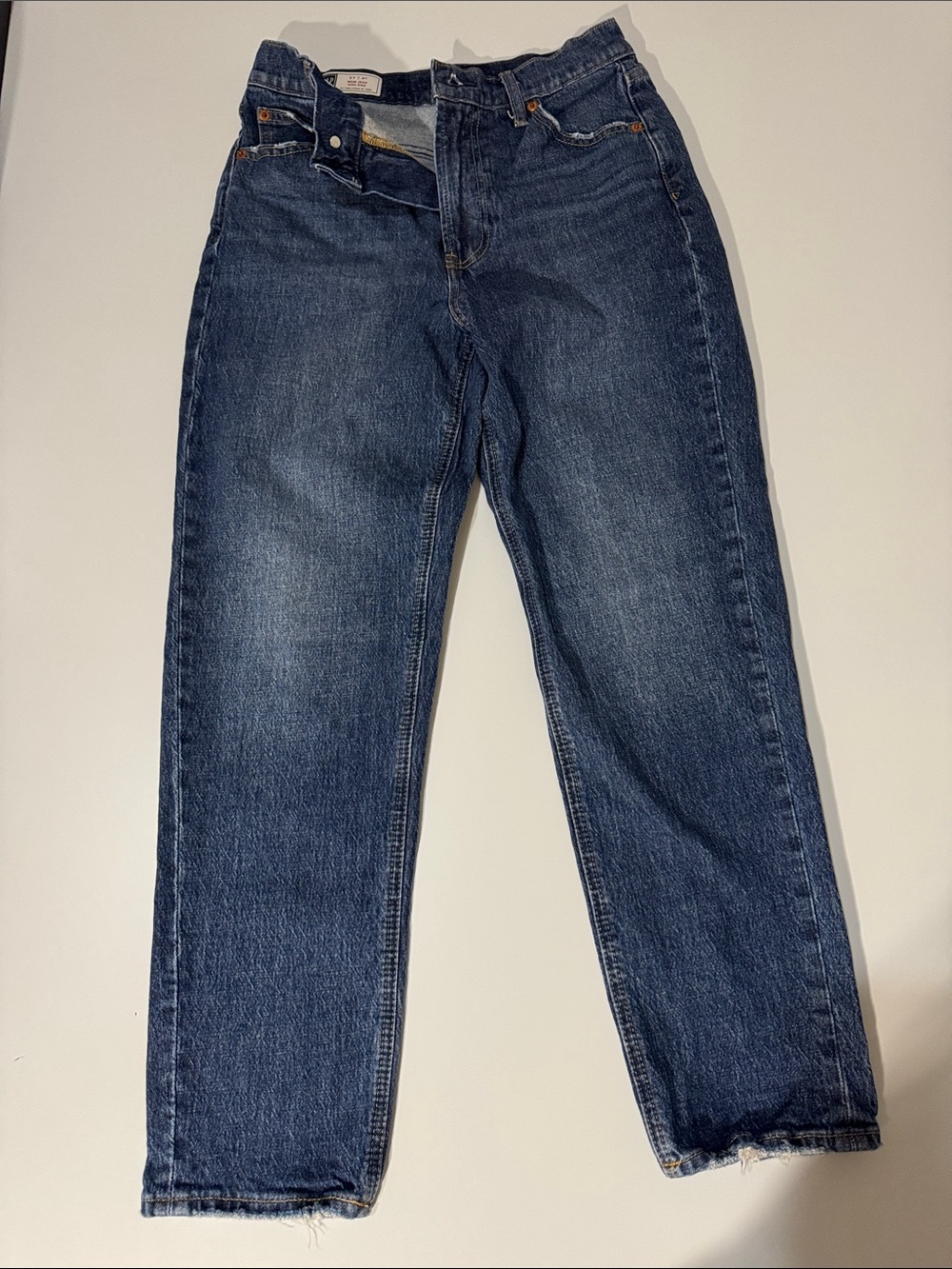 GAP Women's Straight Leg Jeans in Dark Blue Wash